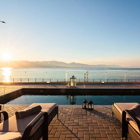 Seaside Summer Bliss - Aurora Luxury Pool Paradise Petalídhion Exterior foto